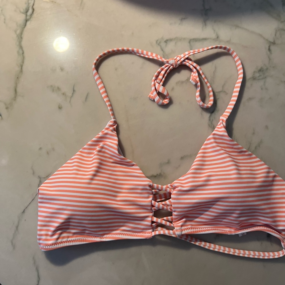 Bikini top by Cupshe Sz M color coral